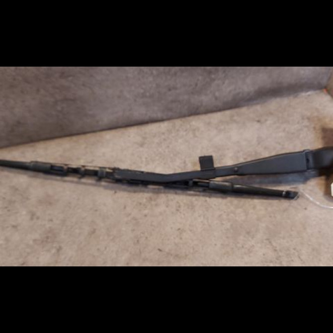 Bras essuie-glace arrière occasion GM DAEWOO KALOS Phase 1 09-2002->12-2004 96898043 1