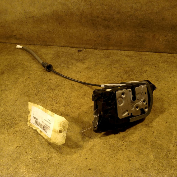 Serrure porte ard occasion VOLVO XC40 32131415 1