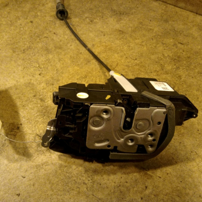 Serrure porte ard occasion VOLVO XC40 32131415 2