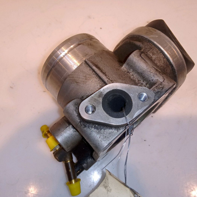 Boitier papillon occasion VOLKSWAGEN GOLF V Phase 1 11-2003->10-2008 1.6 102ch 6A133062AB 4