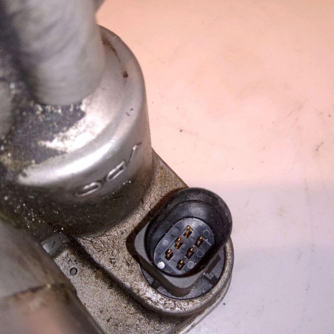 Boitier papillon occasion VOLKSWAGEN GOLF V Phase 1 11-2003->10-2008 1.6 102ch 6A133062AB 5