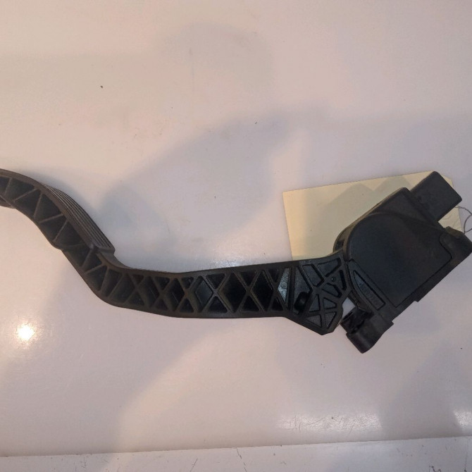 Potentiometre accelerateur occasion CITROEN C4 I Phase 1 11-2004->07-2008 1.6 HDI 92ch 2