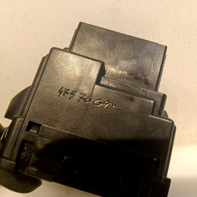 Commande essuie glace occasion PEUGEOT 206 Phase 1 09-1998->03-2009 1.4i 4