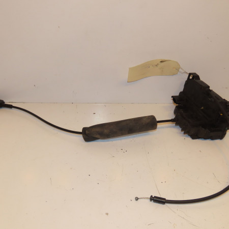 Serrure porte ard occasion RENAULT MEGANE III Phase 1 04-1995->04-1999 1.5 DCI 110ch 825029240R