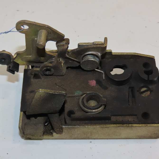 Serrure porte ard occasion CITROEN ZX Phase 2 BREAK 07-1994->06-1998 1.9 D 69ch 96056003 2