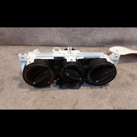 Commande de chauffage occasion SEAT LEON I 1M0820045C