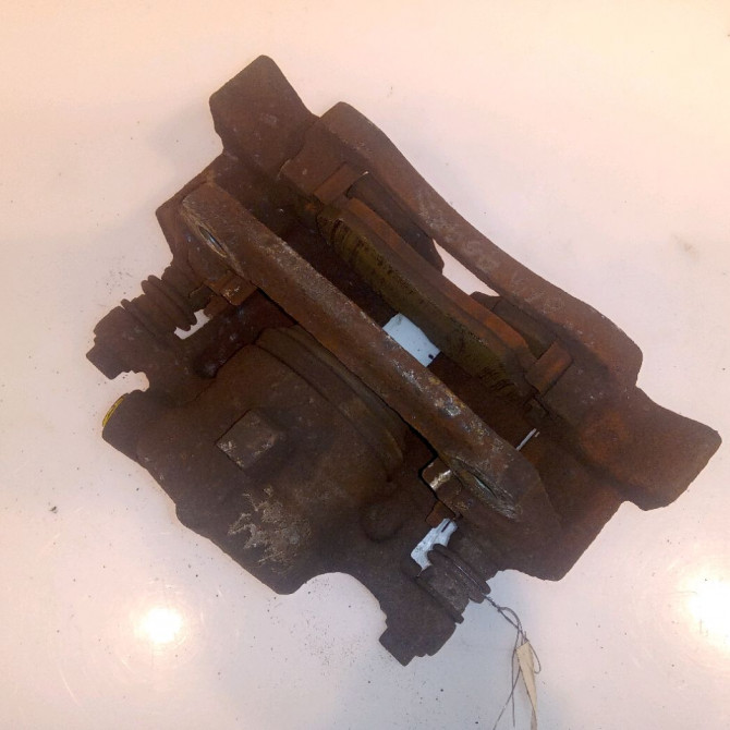 Etrier de frein avant gauche occasion  1684200283 2