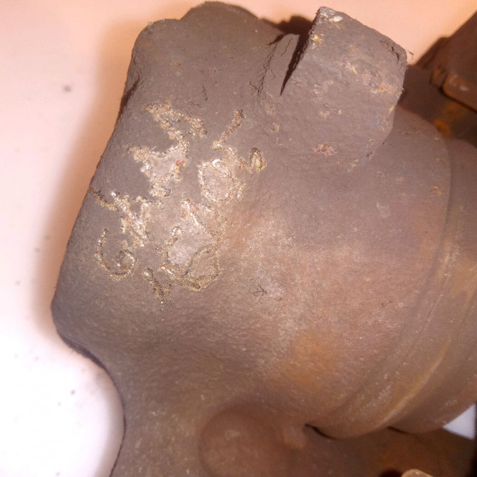 Etrier de frein avant gauche occasion  1684200283 3