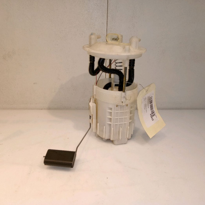 Jauge a carburant occasion RENAULT LAGUNA II Phase 2 03-2005->09-2007 1.9 DCI 110ch 8200465952 1