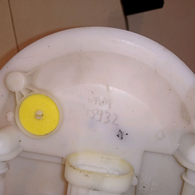 Jauge a carburant occasion RENAULT LAGUNA II Phase 2 03-2005->09-2007 1.9 DCI 110ch 8200465952 4