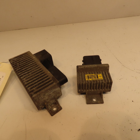 Boitier de préchauffage occasion OPEL VIVARO I Phase 2 08-2006->... 2.0 CDTI 16v 90ch 93862497