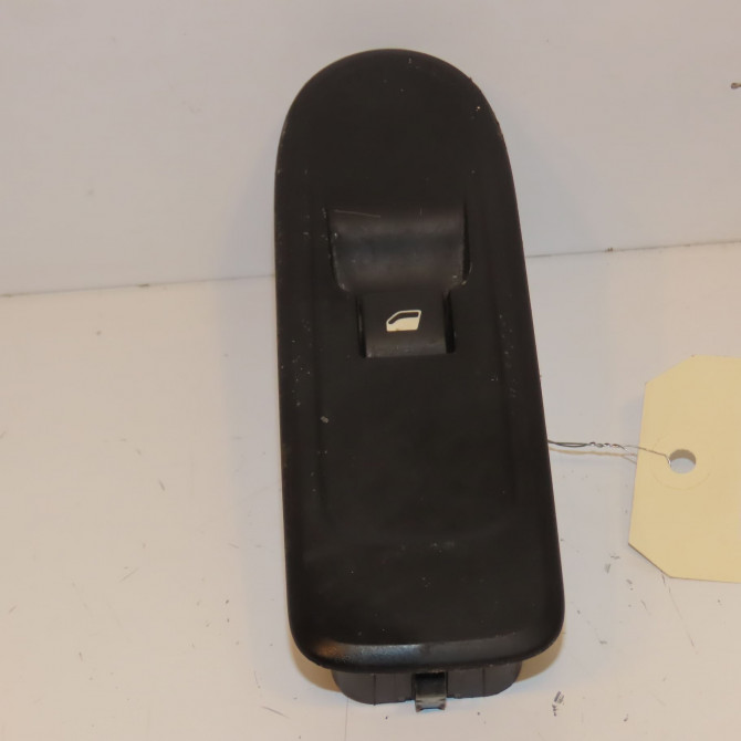Commande lève-glace porte avant droite occasion PEUGEOT 508 phase 2 06-2014->... 98026388ZD 1