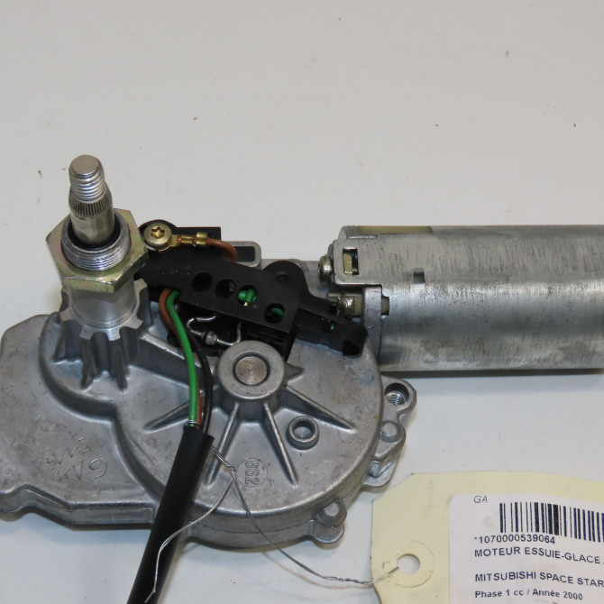 Moteur essuie-glace arrière occasion MITSUBISHI SPACE STAR II Phase 1 10-1998->03-2006 1.3i 85ch MR245545 1