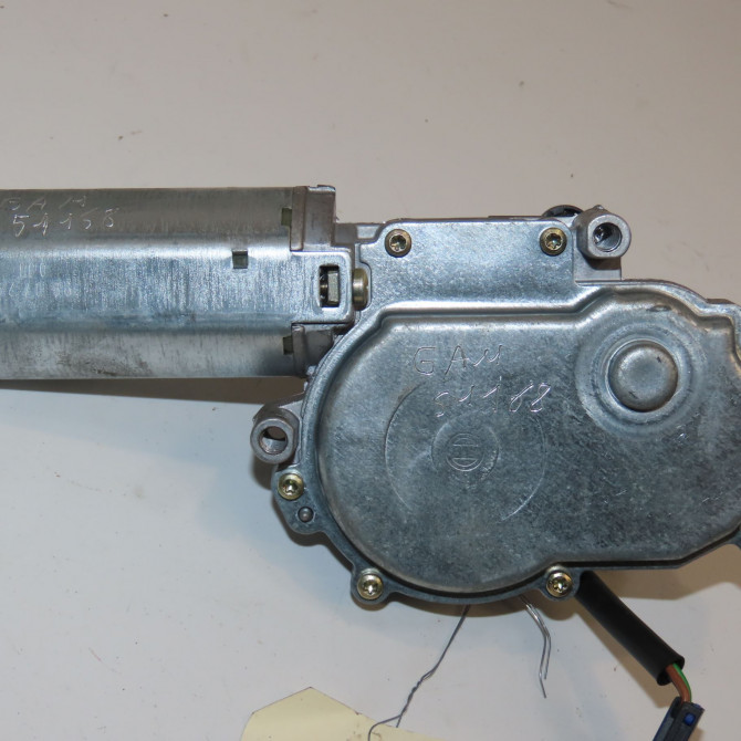 Moteur essuie-glace arrière occasion MITSUBISHI SPACE STAR II Phase 1 10-1998->03-2006 1.3i 85ch MR245545 2