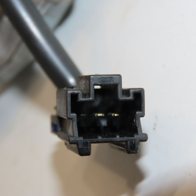 Moteur essuie-glace arrière occasion MITSUBISHI SPACE STAR II Phase 1 10-1998->03-2006 1.3i 85ch MR245545 3