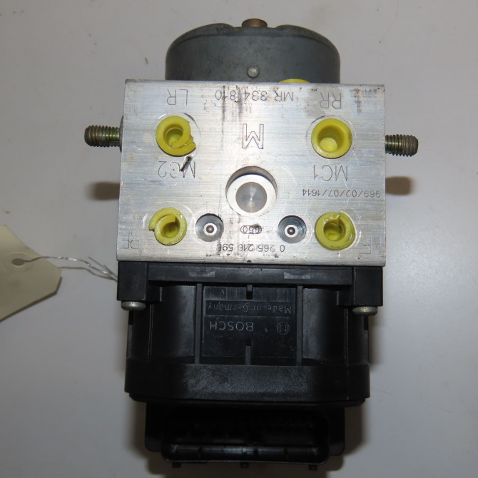 Unité hydraulique ABS occasion MITSUBISHI SPACE STAR II Phase 1 10-1998->03-2006 1.3i 85ch MR334810 2