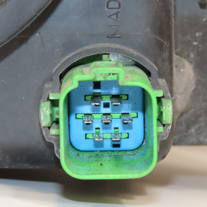 Phare droit occasion FORD FUSION Phase 2 10-2005->09-2011 1.4 TDCI 1547721 3