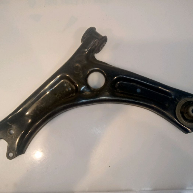 Triangle inf avg occasion SKODA YETI 1K0407151BL 1