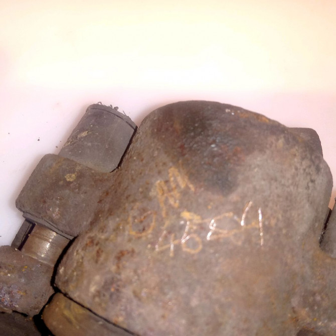 Etrier de frein avant droit occasion FORD FIESTA IV Phase 1 09-1995->09-1999 1.3i 1478466 3