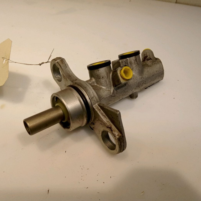 Maitre cylindre occasion RENAULT MEGANE II Phase 1 09-2003->12-2005 1.6 16v 7701207697 2