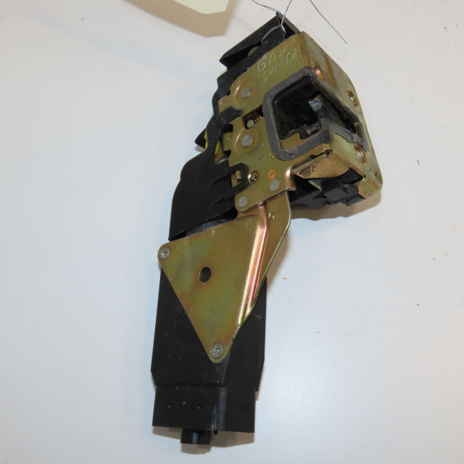 Serrure porte avd occasion MITSUBISHI SPACE STAR II Phase 1 10-1998->03-2006 1.3i 85ch MR912016 1