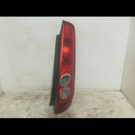 Feu arrière droit occasion FORD FIESTA V Phase 2 10-2005->10-2008 1.4 TDCI 1432269