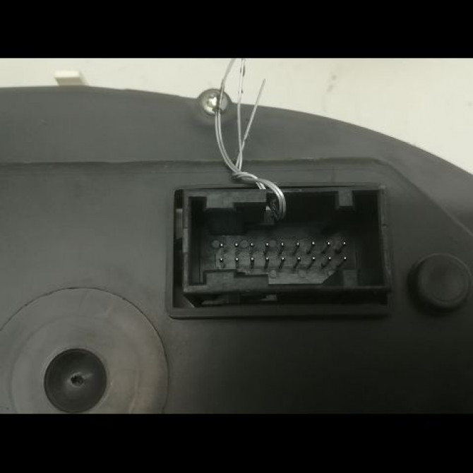 Compteur occasion PEUGEOT 307 Phase 1 04-2001->06-2005 2.0 HDI 90ch 6105KS 3