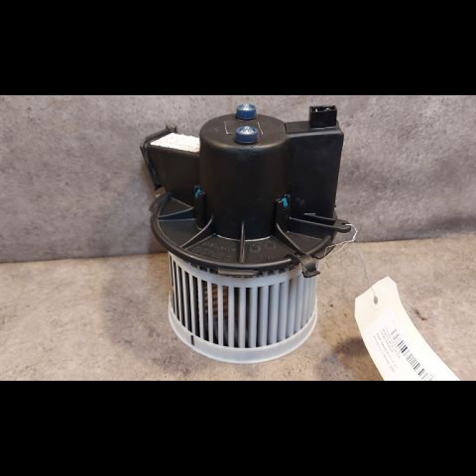 Ventilateur de chauffage occasion FIAT PANDA II Phase 1 09-2003->12-2012 1.3 DT MULTIJET 16v 70ch 77364885 1
