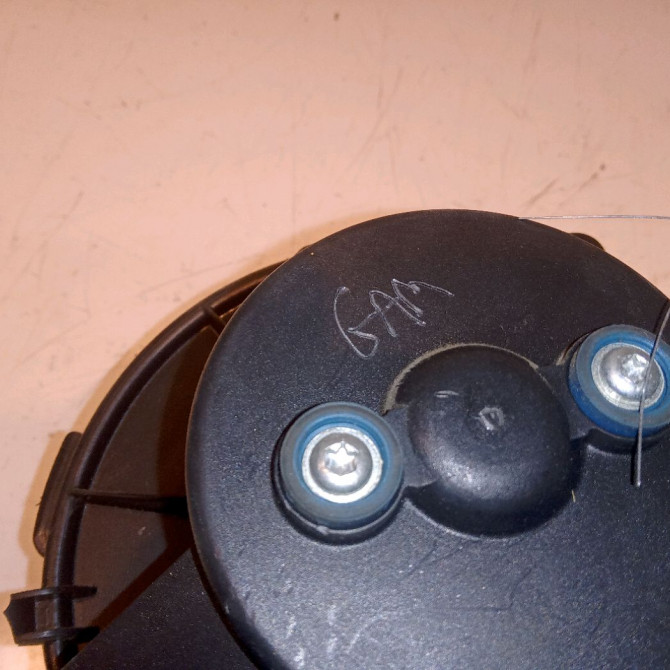Ventilateur de chauffage occasion PEUGEOT 307 Phase 1 04-2001->06-2005 2.0 HDI 90ch 6441R0 3