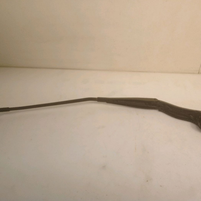 Bras essuie-glace avant gauche occasion RENAULT SCENIC IV Phase 1 04-1995->04-1999 1.6 DCI 130ch 288811567R 1