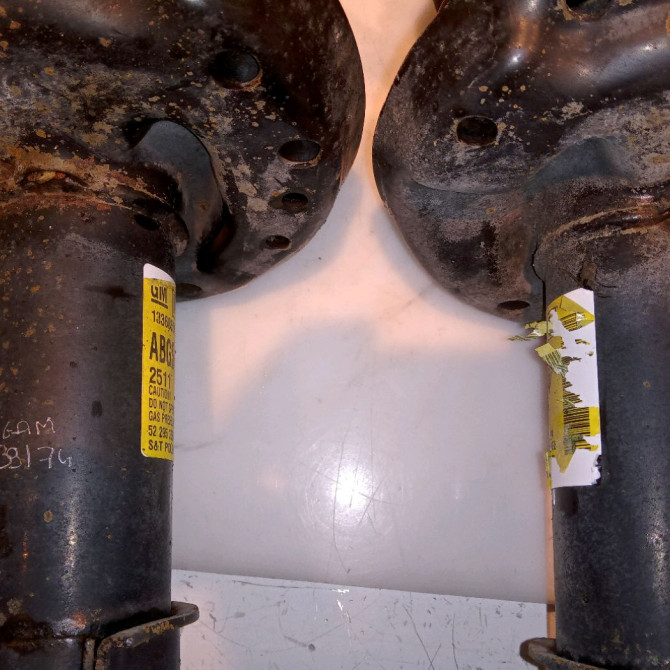 Amortisseur avant droit occasion OPEL ZAFIRA III Phase 1 11-2011->... 13368504 2