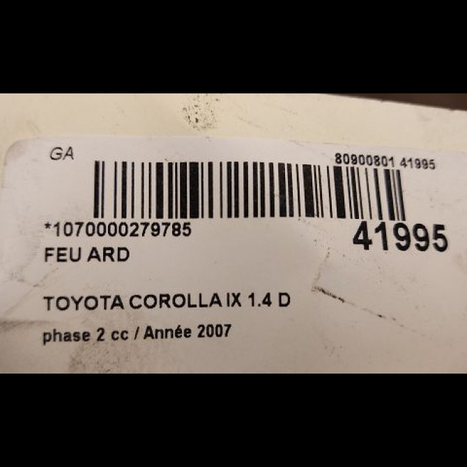 Feu arrière droit occasion TOYOTA COROLLA IX phase 2 07-2004->08-2007 1.4 D 90ch 8155102300 3