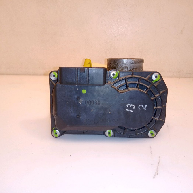 Boitier papillon occasion PEUGEOT 108 Phase 1 06-2014->... 1.0 VVTI 68ch 1611551380 3