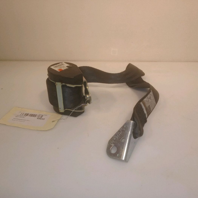 Ceinture arrière gauche occasion VOLKSWAGEN GOLF VI Phase 1 10-2008->04-2013 2.0 TDI 140ch 1K6857805AARAA 1