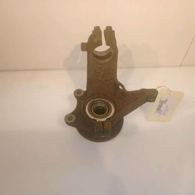 Moyeu avd occasion PEUGEOT 206 CC Phase 1 10-2000->03-2007 2.0i 140ch 330785 3