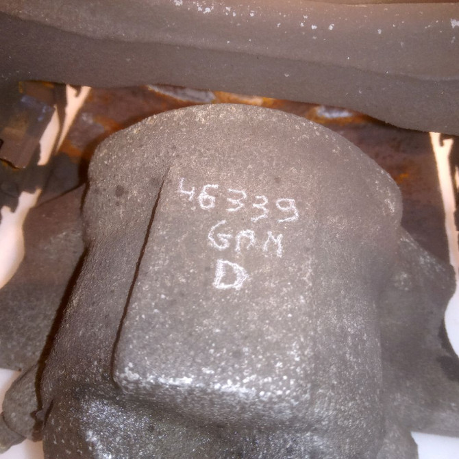 Etrier de frein avant droit occasion RENAULT SCENIC IV Phase 1 04-1995->04-1999 1.6 DCI 130ch 410011159R 4