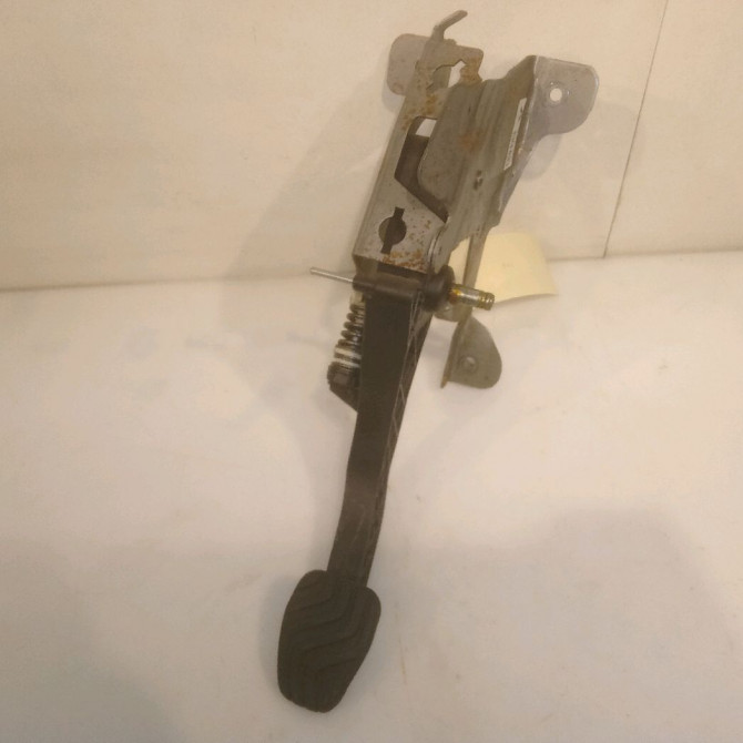 Pedale embrayage occasion RENAULT SCENIC IV Phase 1 04-1995->04-1999 1.6 DCI 130ch 465033751R 3