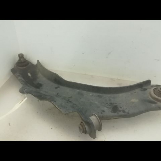 Triangle inf avd occasion RENAULT CAPTUR Phase 1 02-2013->... 0.9 90 ch 545045743R 1