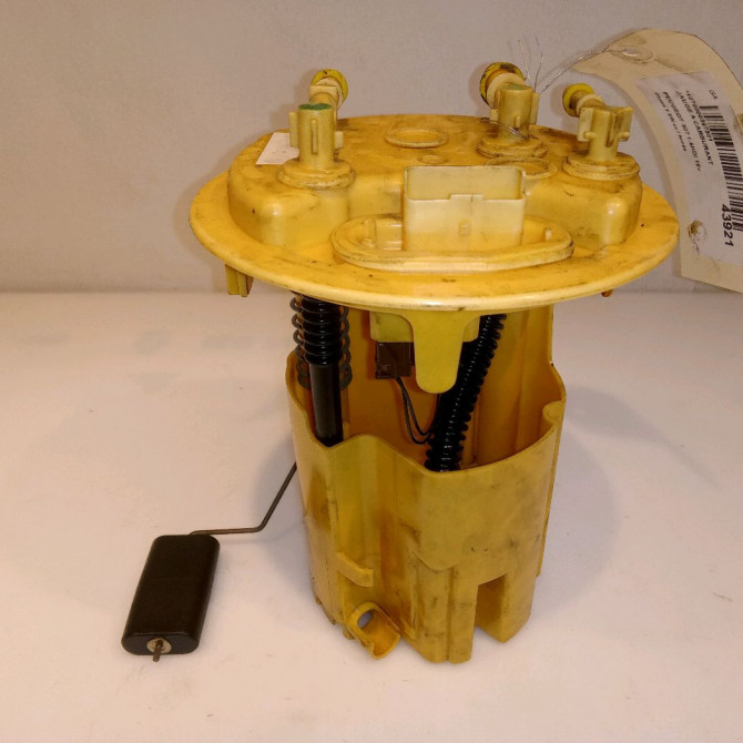 Jauge a carburant occasion PEUGEOT 307 Phase 2 SW 06-2005->07-2008 1.6HDi 16v FAP 110ch 2