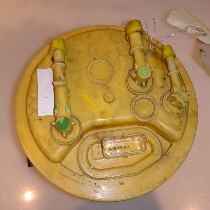 Jauge a carburant occasion PEUGEOT 307 Phase 2 SW 06-2005->07-2008 1.6HDi 16v FAP 110ch 3