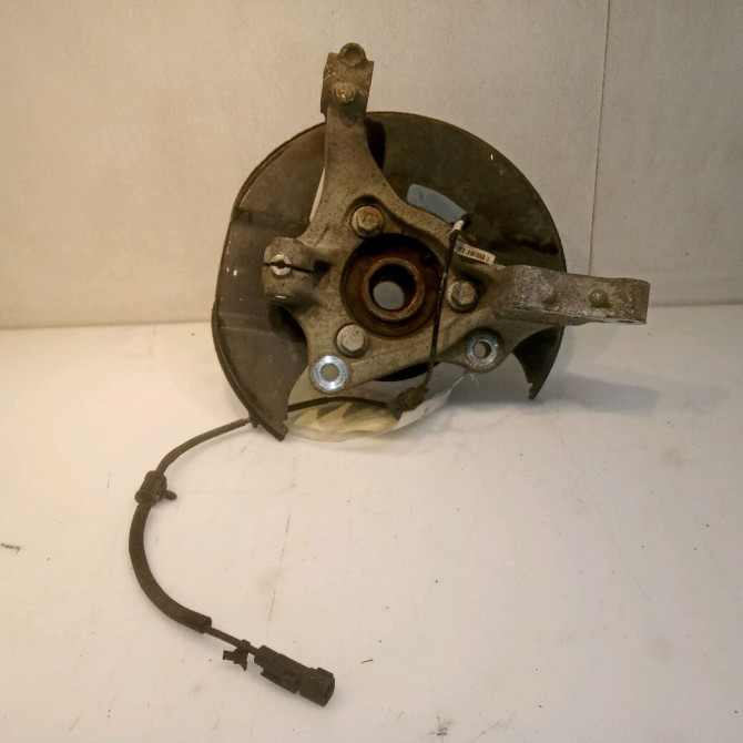 Moyeu avg occasion OPEL INSIGNIA Phase 1 01-2009->03-2013 13507374 1