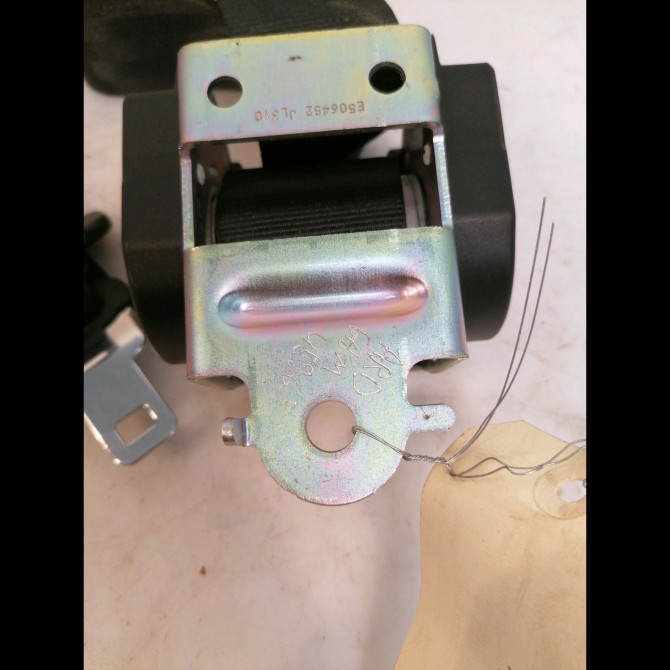 Ceinture arrière droite occasion PEUGEOT RCZ 8975VE 2