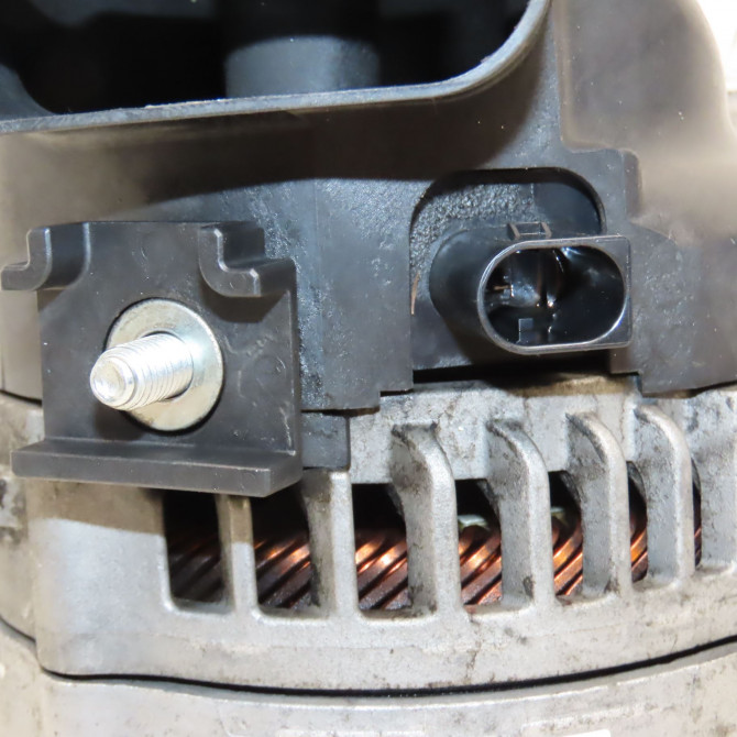 Alternateur occasion B.M.W. SERIE 1 II Phase 1 08-2011->06-2015 12317605060 3