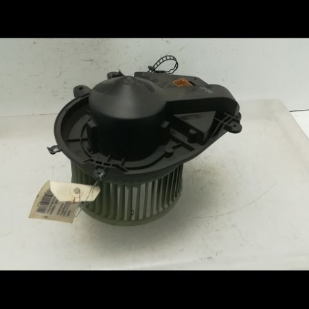 Ventilateur de chauffage occasion VOLKSWAGEN PASSAT IV Phase 1 10-1996->10-2000 1.9 TDI 115ch 8D1820021B