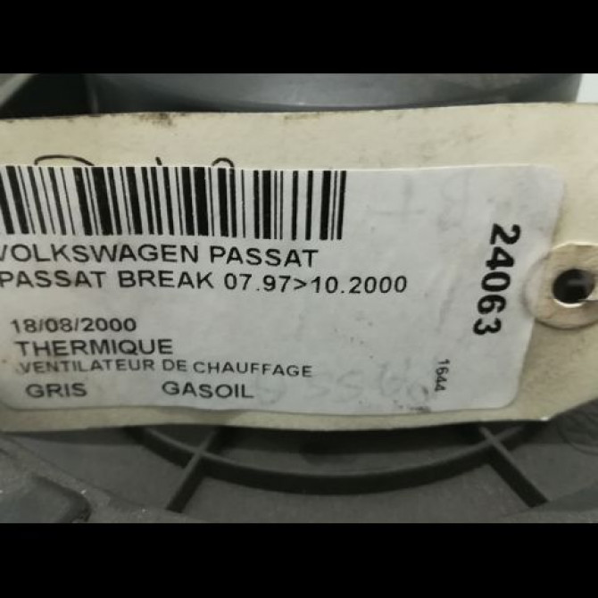 Ventilateur de chauffage occasion VOLKSWAGEN PASSAT IV Phase 1 10-1996->10-2000 1.9 TDI 115ch 8D1820021B 4