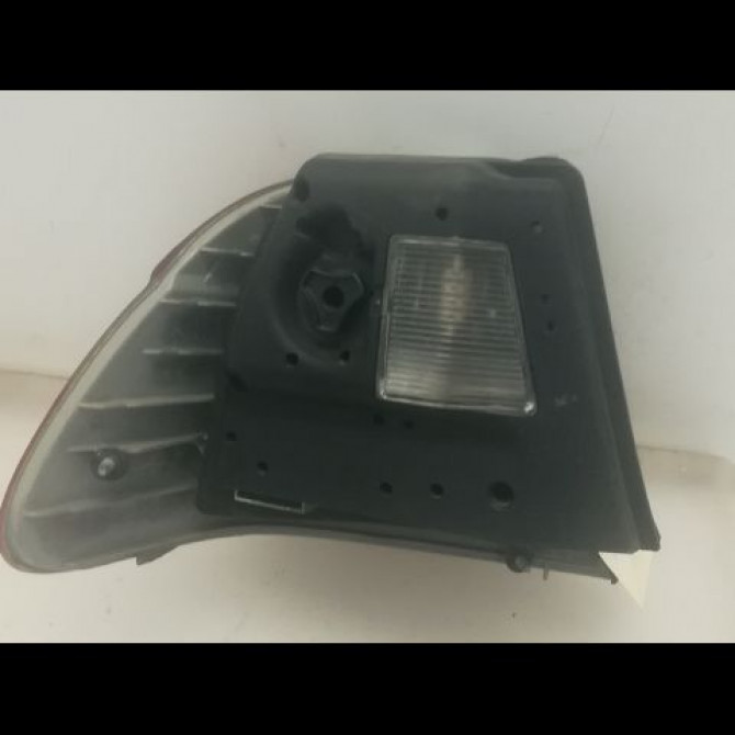 Feu arrière droit occasion B.M.W. SERIE 3 IV Phase 2 09-2001->03-2005 330d 184ch 63216946536 2