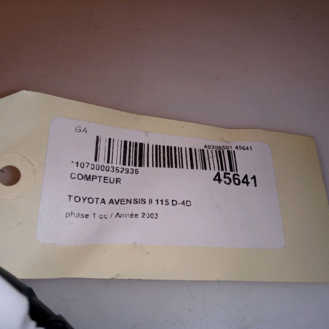 Compteur occasion TOYOTA AVENSIS II phase 1 05-2003->08-2006 115 D-4D 8380005F10 4
