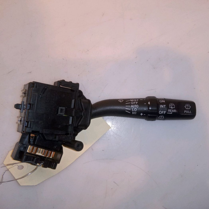 Commande essuie glace occasion TOYOTA AVENSIS II phase 1 05-2003->08-2006 115 D-4D 8465205170 1