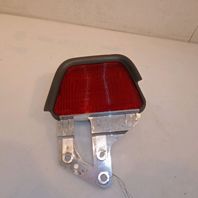 Feux stop supplementaire occasion TOYOTA AVENSIS II phase 1 05-2003->08-2006 115 D-4D 8157005081 1