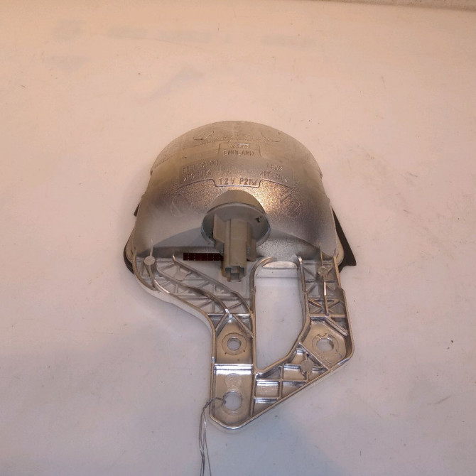 Feux stop supplementaire occasion TOYOTA AVENSIS II phase 1 05-2003->08-2006 115 D-4D 8157005081 2